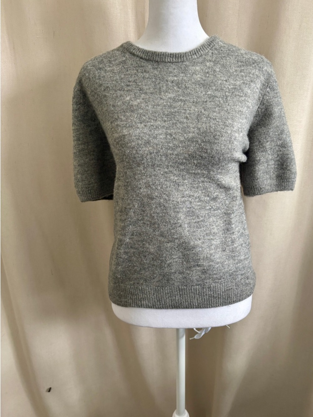 H&M Short Sleeve Knit Sweater | Size M